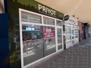 Location Local commercial à Calle de fermín caballero 7
