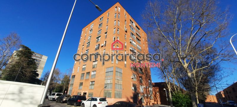 Foto 38793038-e1a7-4922-bb56-caf5b3d5254d. Pis a Orcasur-12 de Octubre Madrid