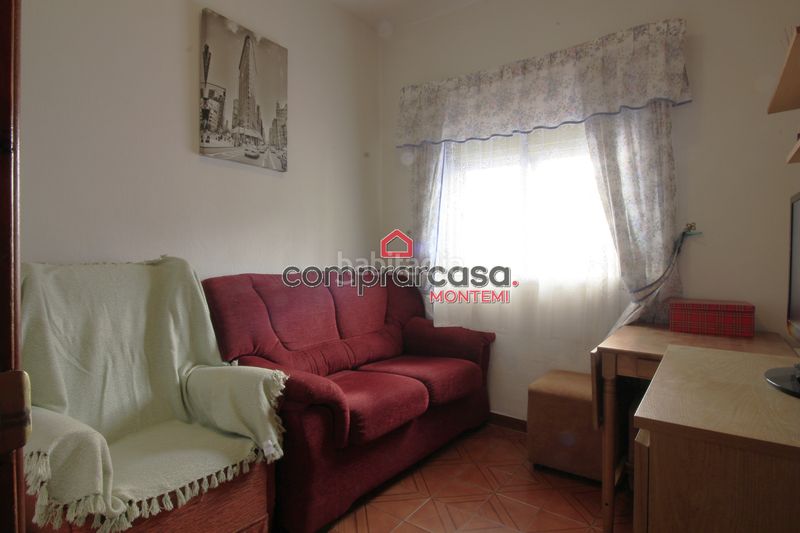 Foto 5c8278c1-3756-4543-b24b-5d9338a0e87b. Casa adossada amb calefacció a San Isidro Getafe