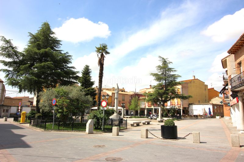 Foto 1701065d-39e9-41fa-8884-cd1eaa8df033. Planta baixa amb calefacció aparcament a Casarrubios del Monte