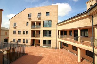 Erdgeschoss  Calle hospital. Bajo en venta en pleno centro de casarrubios del monte