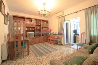Maison jumelée  Calle valdemoro. ¿¿¿quieres dos pisos en un solo inmueble????