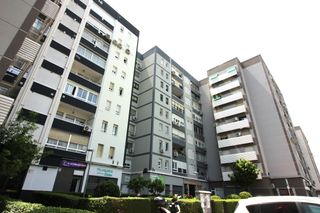 Flat  Avenida de los estados. Piso junto al metro parque de los estados