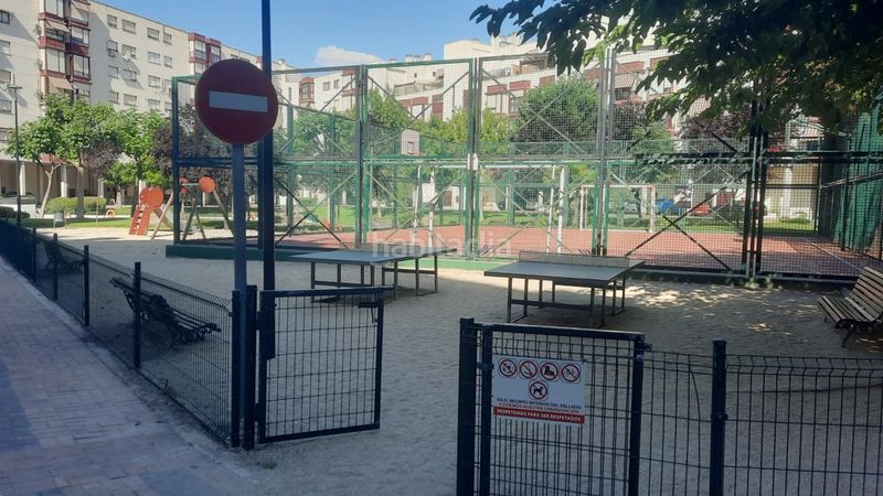Foto 7ec0ff77-feca-4699-9c66-7a2ca6c54847. Pis amb calefacció aparcament piscina a Valdebernardo-Valderribas Madrid
