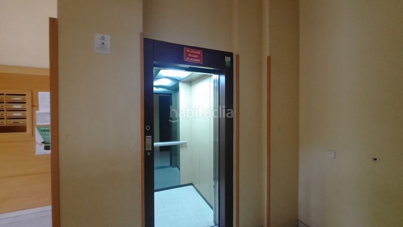 Foto b01c689b-6ac9-4286-aeb4-430588344fe5. Pis amb calefacció aparcament piscina a Valdebernardo-Valderribas Madrid