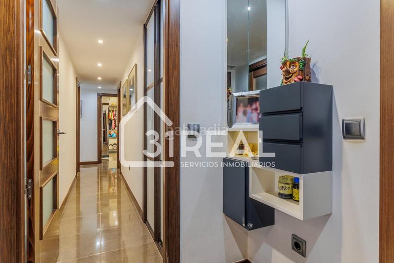 Foto 2a5f66a2-3ce7-4613-8aa9-98c3a437c5c1. Attico con riscaldamento parcheggio piscina in El Puerto Coslada