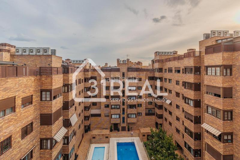 Foto 5f04012a-461b-4802-a3e1-cefab4df03bc. Attico con riscaldamento parcheggio piscina in El Puerto Coslada