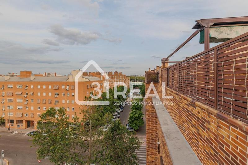 Foto c28407c3-cac7-469b-9433-393cc34afd21. Attico con riscaldamento parcheggio piscina in El Puerto Coslada