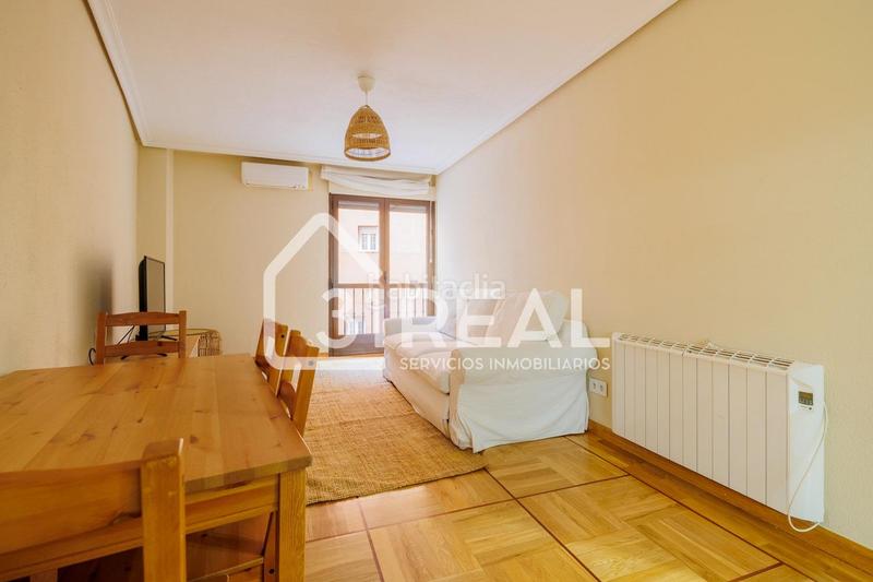 Foto c876d180-3ec1-400f-8328-ef0382c6ea03. Pis amb calefacció aparcament a Palacio Madrid