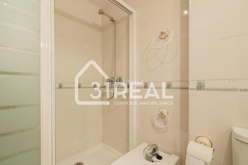 Foto ce65d0c9-f918-4787-bcd1-d9935ec51f02. Etagenwohnung mit heizung in Peñagrande Madrid