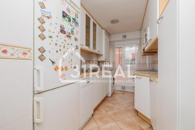 Foto 8274c2f9-58e4-4a0b-88b2-8b410a44929e. Piso en Peñagrande Madrid