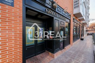 Lloguer Local Comercial  Plaza de cronos. Oportunidad única traspaso de taberna irlandesa consolidada en c