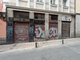 Business premise  Calle moratin. Local comercial con gran potencial en pleno barrio de las letras