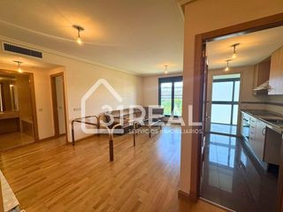 Flat  Monforte de lemos. Piso en urbanización con todas los servicios