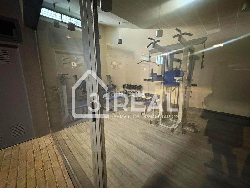 Foto 6b744033-5086-4815-bfad-e6a6279f4175. Pis amb calefacció aparcament piscina a Peñagrande Madrid