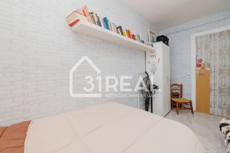 Foto b6675556-a0d0-40a6-aa5f-7380e99a6e26. Pis amb calefacció a Valdeacederas Madrid