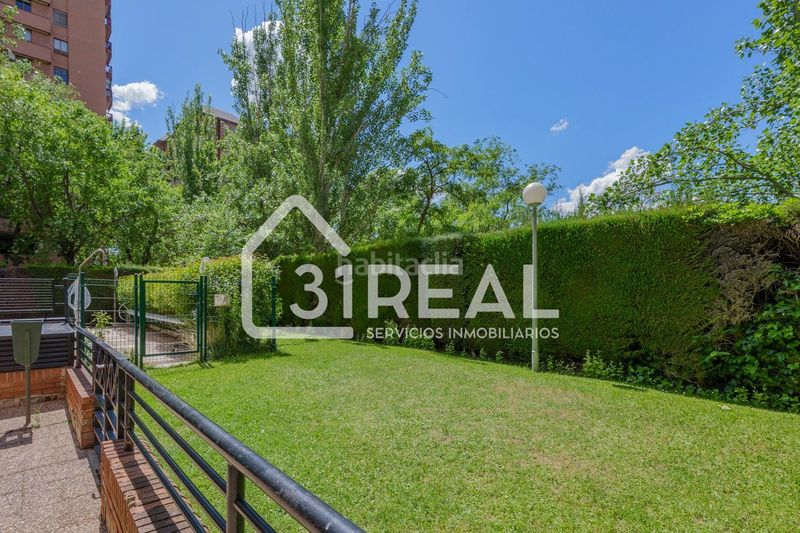 Foto ed5603f7-1b1b-4145-b8ea-07f92831641e. Àtic amb calefacció aparcament piscina a Peñagrande Madrid