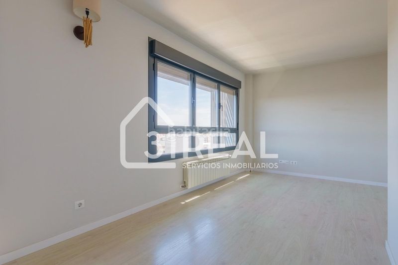 Foto b6f45827-65a0-4505-a132-90de25cd602d. Pis amb calefacció aparcament piscina a Ensanche de Vallecas-La Gavia Madrid