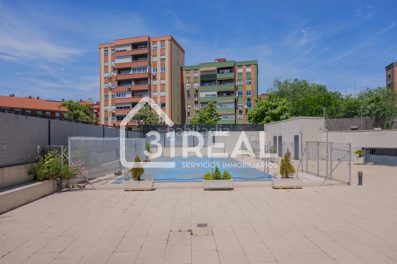 Foto f256dc4e-b4a2-4aed-adbe-06bf5b5d90ef. Pis amb calefacció aparcament piscina a Ensanche de Vallecas-La Gavia Madrid