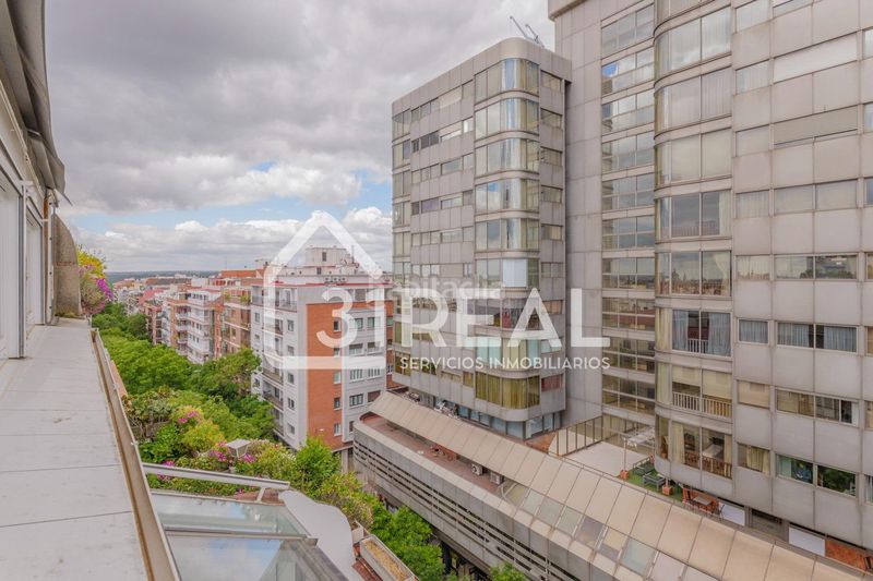 Foto b7826860-f61e-4ecb-8e37-bc547f188b67. Àtic amb calefacció a Argüelles Madrid