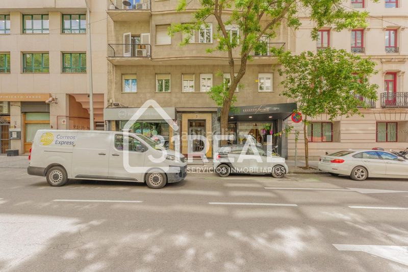 Foto c05494e4-cba8-4df6-afc3-43ddade9435e. Àtic amb calefacció a Argüelles Madrid
