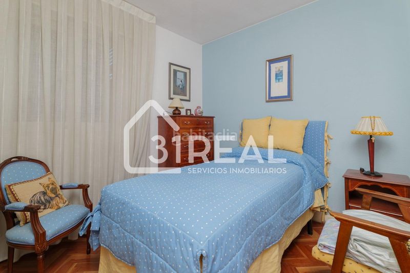 Foto c30f15d4-d16d-40da-a9d5-a79d2092871c. Pis amb calefacció aparcament piscina a Peñagrande Madrid