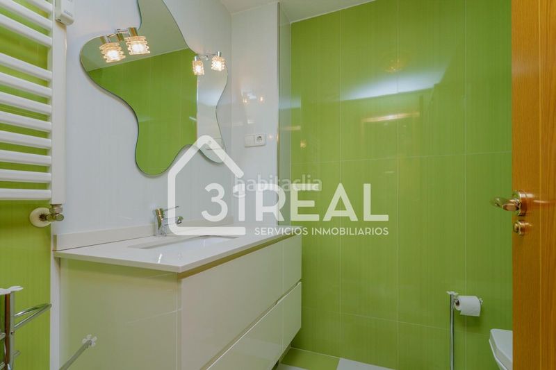Foto 8b1ee1fe-fee5-4077-a73e-18d3174d3172. Pis amb calefacció a Adelfas Madrid