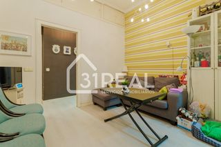 Flat in Avenida MENENDEZ PELAYO