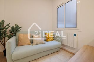 Piano terra  Calle lérida. Bajo totalmente reformado y a estrenar en pleno centro