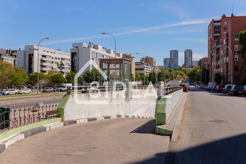 Foto ca281f70-f922-41c8-b20f-ea6bef98050a. Pis amb calefacció aparcament a Valdezarza Madrid