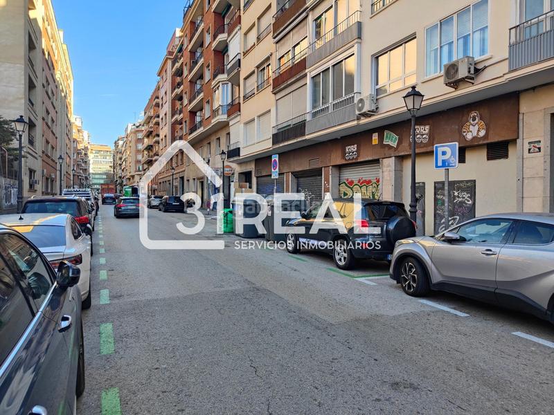 Foto f8e4f116-fb36-47b4-bb2c-81b7e13b08ce. Local commercial dans Gaztambide Madrid