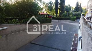 Parking coche en Calle la hiruela 1