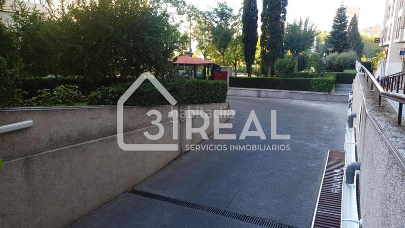 Foto 954b1714-4f96-4a3a-851a-655f1cdb5654. Posto auto in calle la hiruela 1 in Peñagrande Madrid