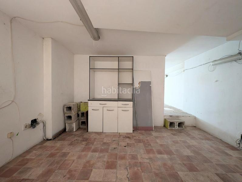 Foto c745c002-a837-430f-beb9-cbbc11ff31c2. Local comercial en calle calle de la hiruela sn local comercial en calle la hiruela en Madrid
