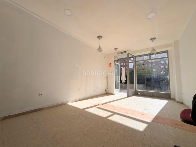 Foto d2a10401-3ad9-4c71-9d3e-fa99d2791ffb. Local comercial en calle calle de la hiruela sn local comercial en calle la hiruela en Madrid