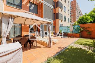 Pis  Calle bañeza. Disfruta tu jardin privado en el centro de madrid