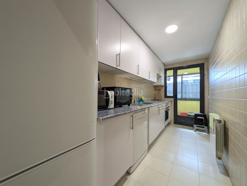 Foto ef840e78-020f-4aa5-bcfa-193a18918c88. Rent flat with heating in Valdeacederas Madrid