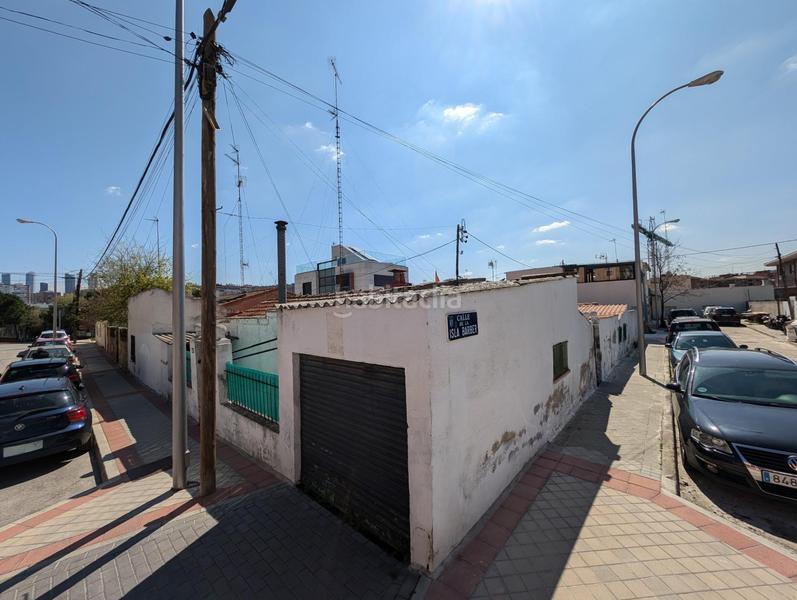 Foto 27a21244-b412-4878-94cd-5d8d6e735c9b. Casa en Peñagrande Madrid