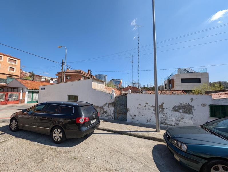 Foto b08dc73a-bfdf-404c-9a94-1fcedb914556. Casa en Peñagrande Madrid