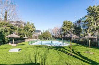 Pis  Calle cerro del castaar. Piso en mirasierra de 3 habitaciones