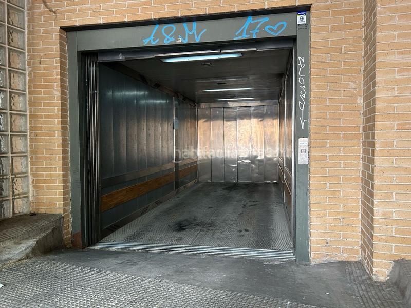 Foto a05b5b63-4c52-47c1-94d8-3208a78903b0. Aparcament cotxe a La Alhóndiga Getafe