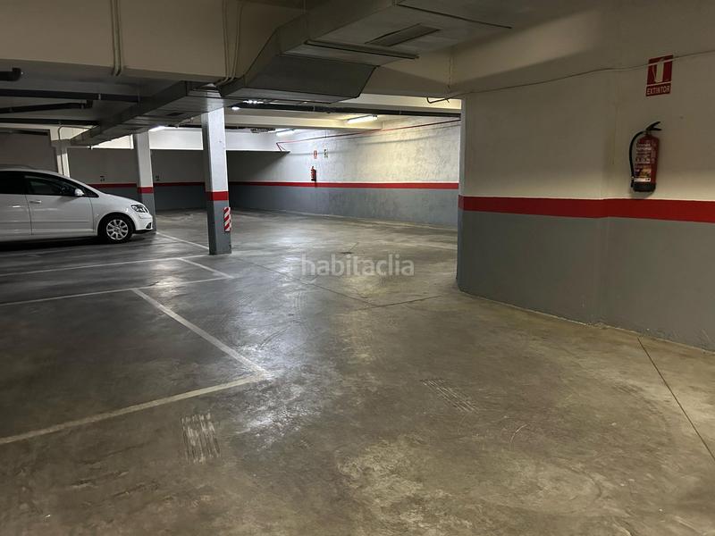 Foto 5f708750-5d5b-47a9-bd84-6917c45c3b1f. Parking coche en La Alhóndiga Getafe