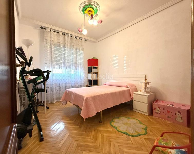 Foto 40ffeb1a-d099-45d9-9a36-3b3d1dd723ec. Zweistöckige wohnung mit heizung in San Isidro Getafe