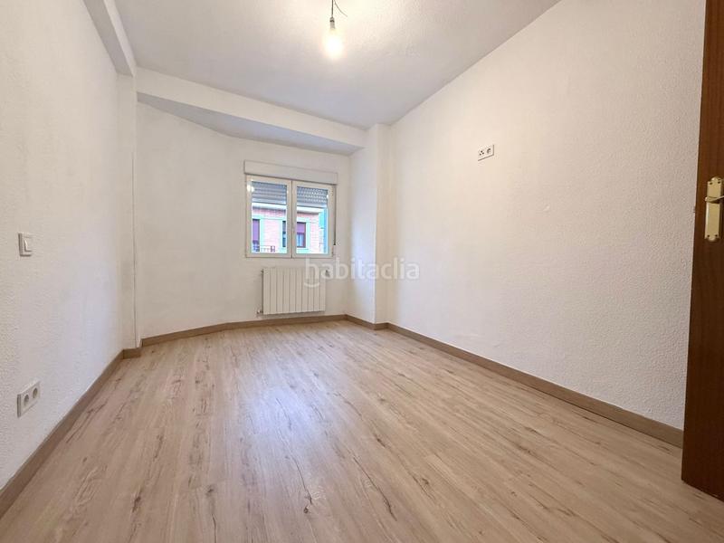 Foto d69b3d4c-d76c-43fd-bdb0-8e8efa1f4b9e. Etagenwohnung mit heizung in San Isidro Getafe