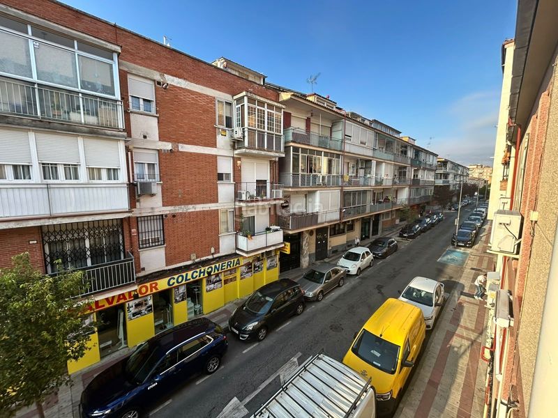 Foto b0e4372d-3331-4df3-b20a-7ac01a1b396c. Pis a San Isidro Getafe