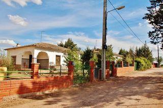 Mas  Calle azafran. Bonito chalet casa rural en paraje natural declarado reserva de