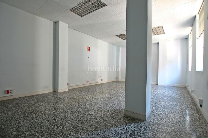 Foto 2ec3e4fb-dfad-41a9-8b0f-f4945052bd49. Rent office space in calle de yécora in Rejas Madrid