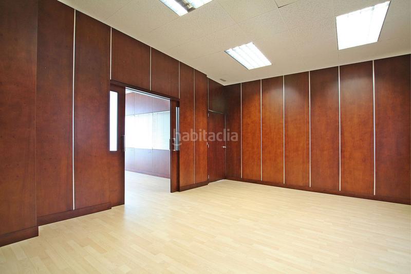 Foto a5d74cab-b125-4da5-acfc-84d242b795de. Rent office space in calle de yécora in Rejas Madrid
