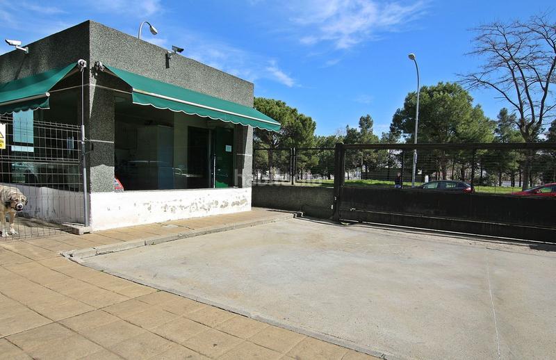 Foto 416f5c08-0d94-44c6-aa43-00b8389b835d. Rent office space in calle de yécora in Rejas Madrid