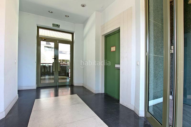 Foto 752747b5-a027-492d-83ae-dbb88b9524aa. Rent office space in calle de yécora in Rejas Madrid